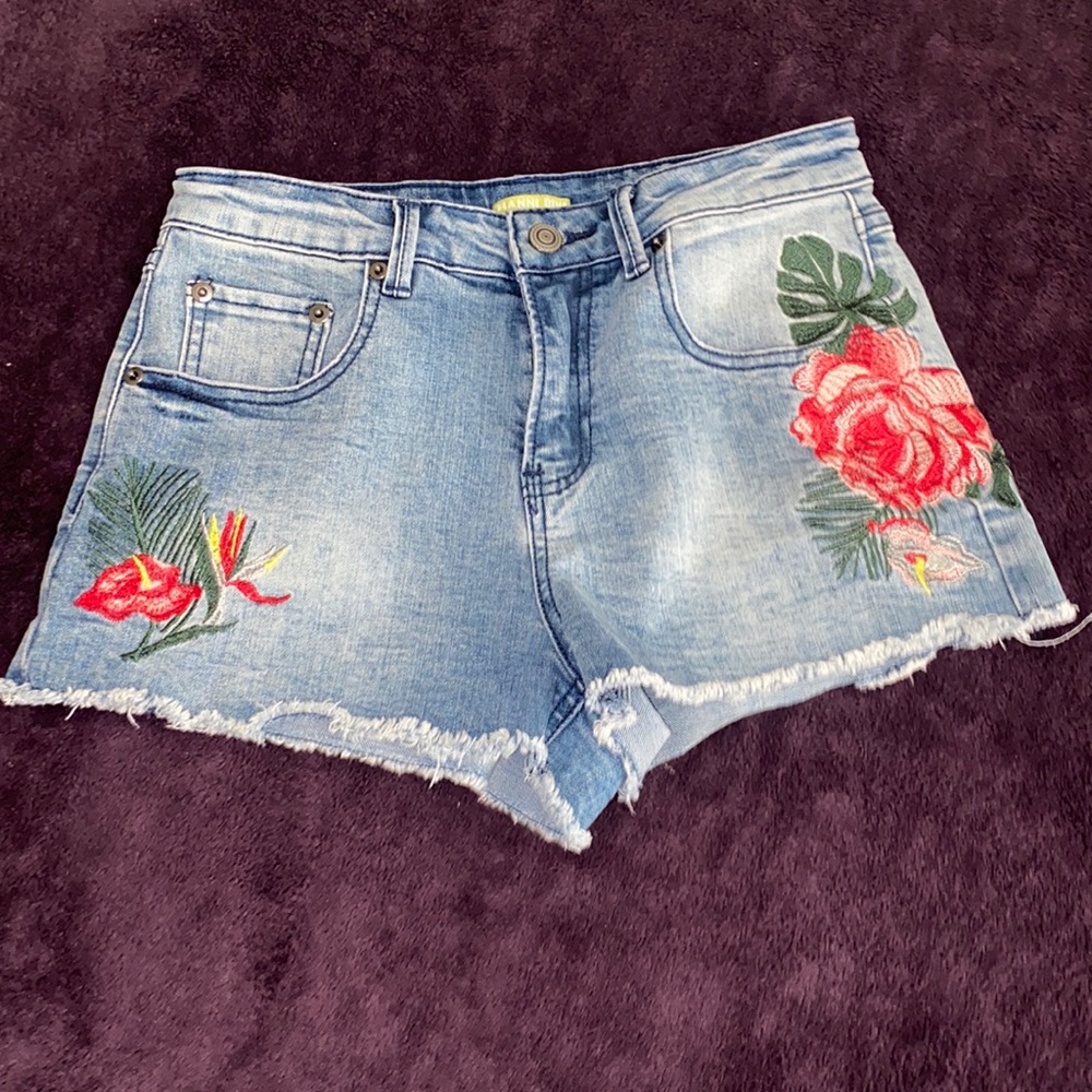 Flower Jean shorts | XS